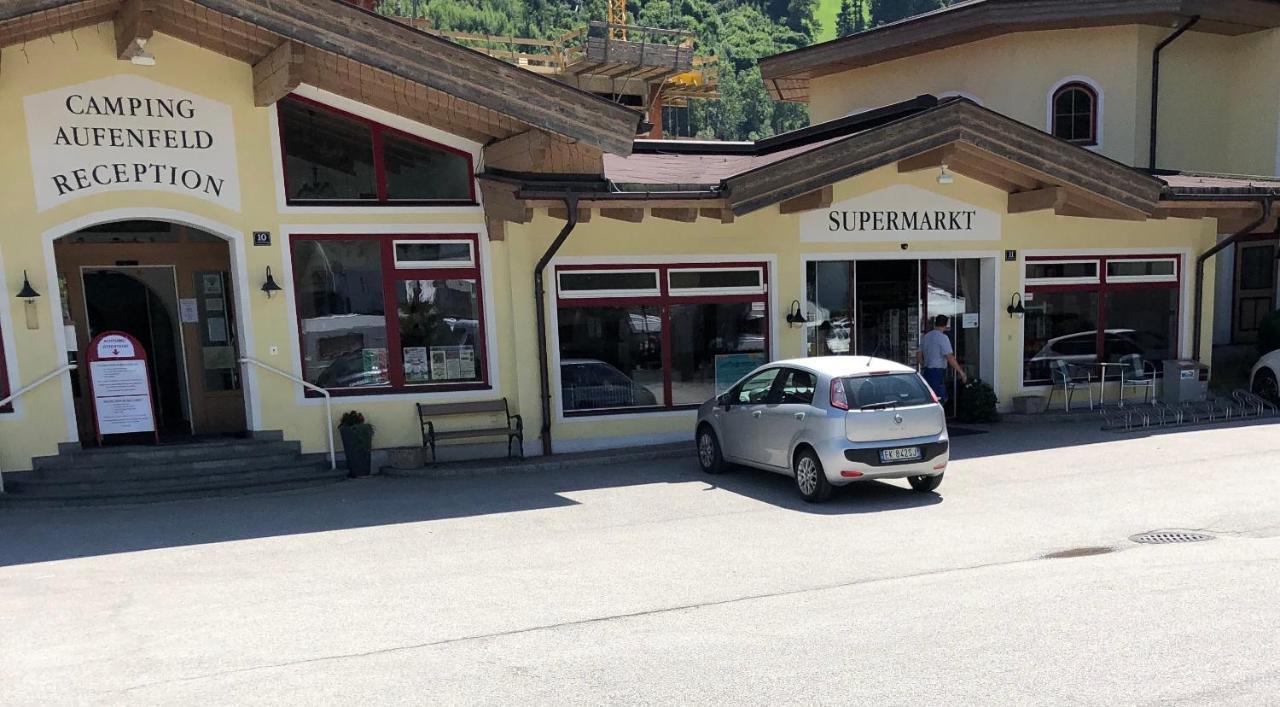 Zillerglueckhuette - 5 Sterne Camping Aufenfeld Aschau Im Zillertal Exterior foto