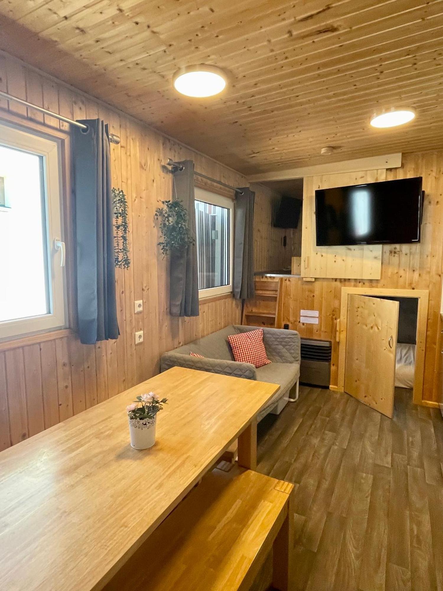 Zillerglueckhuette - 5 Sterne Camping Aufenfeld Aschau Im Zillertal Exterior foto